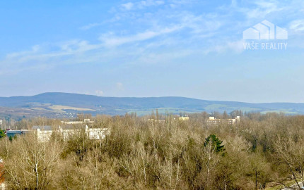 Predaj: slnečný, praktický 1 izbový byt s balkónom a nerušeným výhľadom, Piešťany