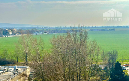 Predaj: slnečný, praktický 1 izbový byt s balkónom a nerušeným výhľadom, Piešťany