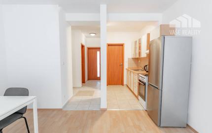 -REZERVOVANÉ-   Luxusný 2-izbový byt + 2 balkóny, 73 m², Hrachová ul. 