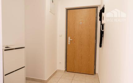 -REZERVOVANÉ-   Luxusný 2-izbový byt + 2 balkóny, 73 m², Hrachová ul. 