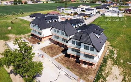 NA PREDAJ – 2-izbový byt 60 m2 v novostavbe RiverResort, Banka 