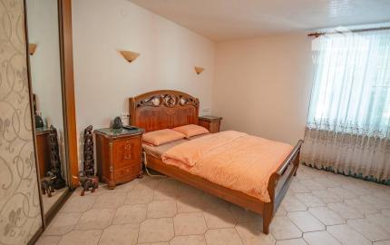 Krásny 7-izbový RD, 328 m² + 1389 m² pozemok, Trebostovo, okres Martin