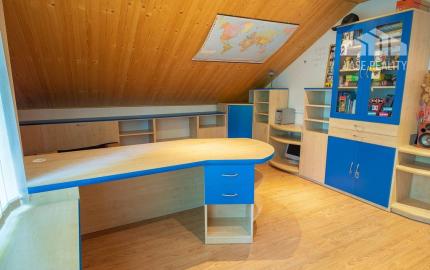 Krásny 7-izbový RD, 328 m² + 1389 m² pozemok, Trebostovo, okres Martin