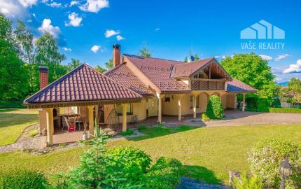Krásny 7-izbový RD, 328 m² + 1389 m² pozemok, Trebostovo, okres Martin