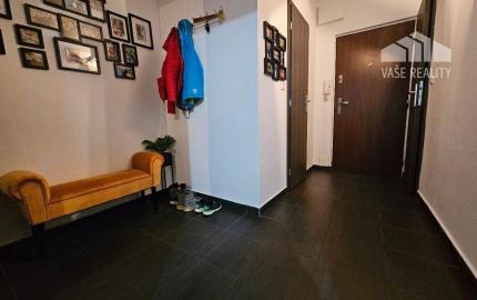 Predaj 3 izbový moderný byt v centre s balkónom