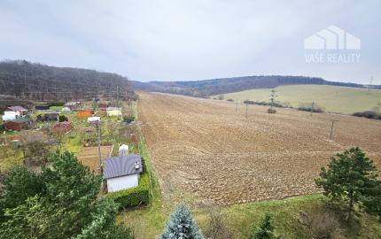 3 izbový byt Bánovce nad Bebravou 67 m2 / 3x BALKÓN/PIVNICA/