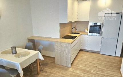 PRENÁJOM Bánovce nad Bebravou/1,5 IZBOVÝ BYT/2x BALKÓN/PIVNICA