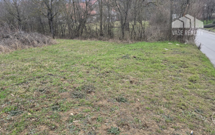 STAVEBNÝ POZEMOK 1334 m2 + VEĽKÁ ZÁHRADA 900 m2 TRENČIANSKE MITICE