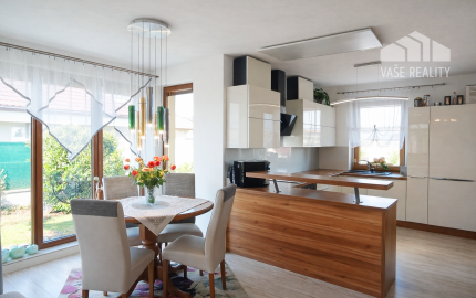 Novinka! Rodinný dom s bazénom v lukratívnej lokalite - Nitra - Prameň