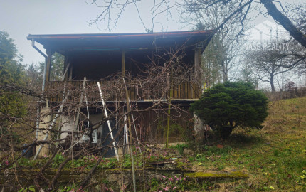 Chatka so záhradou - 758 m2 Trenčianske Teplice