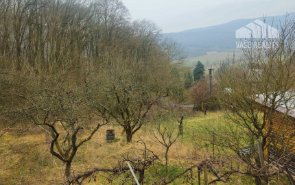 Chatka so záhradou - 758 m2 Trenčianske Teplice