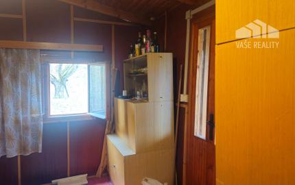 Chatka so záhradou - 758 m2 Trenčianske Teplice