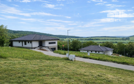 Pekný stavebný pozemok 762m2 Nitra - Podhorany