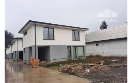 Novostavba - 4 izbový poschodový dom v Streženiciach-Púchov