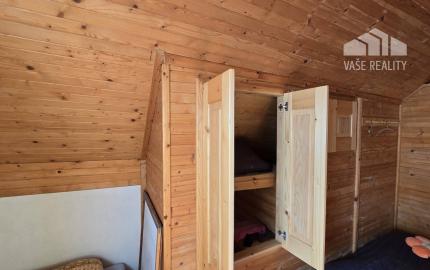 Rekreačný dom – murovaná chata s krbom, kanalizáciou a novou strechou, Dobrá Voda