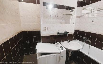 Svetlý 2-izbový byt s balkónom v žiadanej lokalite – Staničná ulica, Piešťany – 49,3 m²