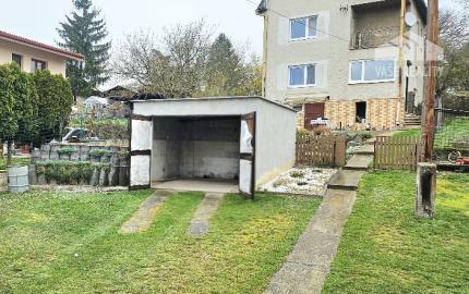 RODINNÝ DOM-HORNÉ OZOROVCE-POZEMOK 566 m2- 3,5 IZBOVÝ/ GARÁŽ