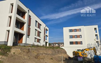 3i BYT 70m² balkón 5m², garáž + parkovacie miesto, novostavba BANKA