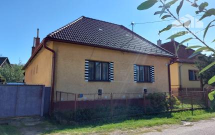 Rodinný dom v pôvodnom stave, Soblahov, pozemok 1558 m2