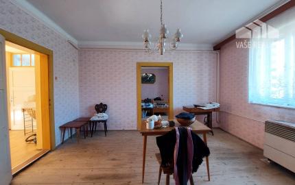 Rodinný dom v pôvodnom stave, Soblahov, pozemok 1558 m2