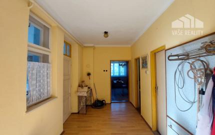 Rodinný dom v pôvodnom stave, Soblahov, pozemok 1558 m2