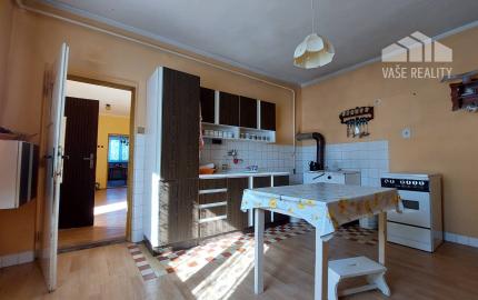 Rodinný dom v pôvodnom stave, Soblahov, pozemok 1558 m2