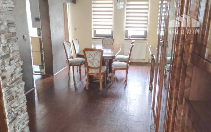 SKVELÁ PONUKA!!! 5 izbový rodinný dom s garážou, Moravany nad Váhom