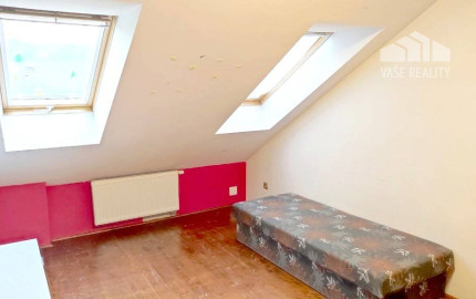 SKVELÁ PONUKA!!! 5 izbový rodinný dom s garážou, Moravany nad Váhom