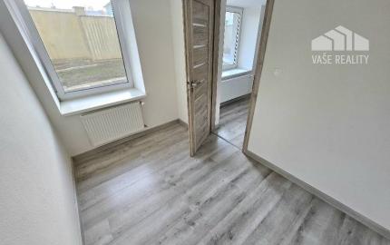 3 izbový byt Bánovce nad Bebravou / CENTRUM-SEVER / POZEMOK 77m2