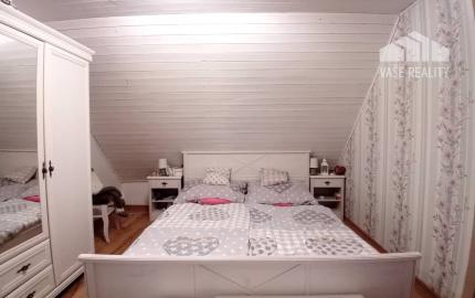 Rodinný dom, Vršatské Podhradie, okres Ilava