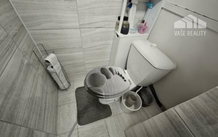 1 izbový byt Bánovce nad Bebravou 34 m2/CENTRUM-STRED/BALKÓN/