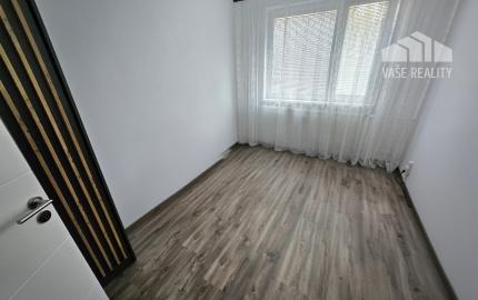 PRENÁJOM Bánovce nad Bebravou/3 IZBOVÝ BYT/DUBNIČKA/LOGGIA/PIVNICA