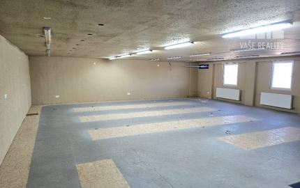 Komerčný areál pri hlavnom ťahu –Bánovce nad Bebravou 2466m2