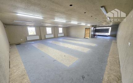 Komerčný areál pri hlavnom ťahu –Bánovce nad Bebravou 2466m2