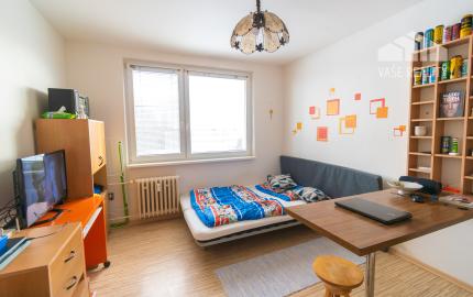 Na prenájom garsónka, 20 m², Šándorova, Ružinov od 1.5.2026