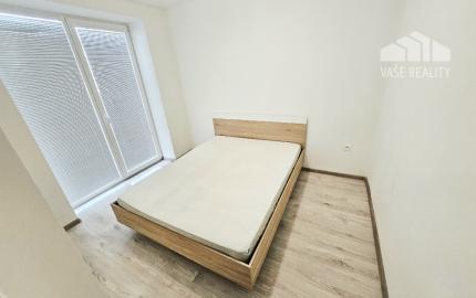 PRENÁJOM Bánovce nad Bebravou /1,5 IZBOVÝ BYT/BALKÓN/PIVNICA