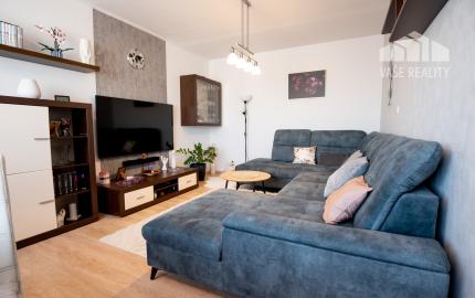 Na predaj 3-izbový byt po čiastočnej rekonštrukcii, s balkónom, komorou a pivnicou, Šaľa - Veča