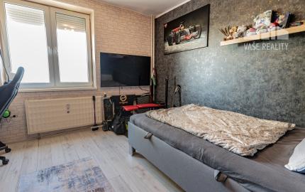 Na predaj 3-izbový byt po čiastočnej rekonštrukcii, s balkónom, komorou a pivnicou, Šaľa - Veča