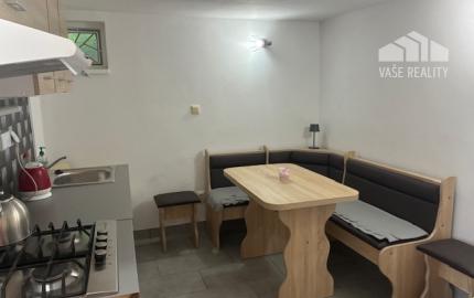 Na predaj murovaná záhradná Chata Ilava, pozemok 385 m2