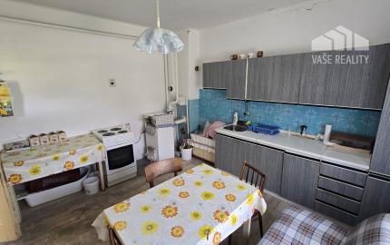 Prašník – Grnča | Malebná chalupa so stodolou a pozemkom 1 616 m²
