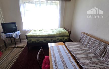 Prašník – Grnča | Malebná chalupa so stodolou a pozemkom 1 616 m²