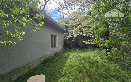 Prašník – Grnča | Malebná chalupa so stodolou a pozemkom 1 616 m²