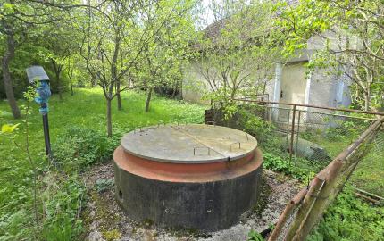 Prašník – Grnča | Malebná chalupa so stodolou a pozemkom 1 616 m²