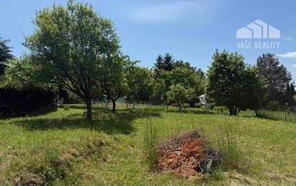 Záhrada 407 m2 s podpivničenou základovou doskou, Soblahov