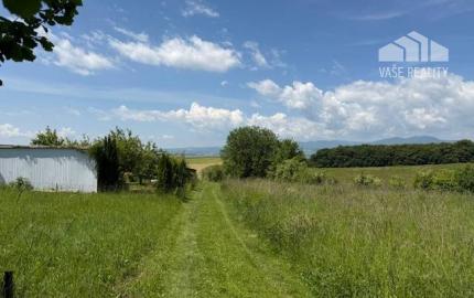 Záhrada 407 m2 s podpivničenou základovou doskou, Soblahov
