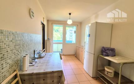 3 izbový byt Trenčianske Teplice, 69m2, balkón, lodžia