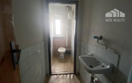 Komerčná budova - Ilava - centrum mesta