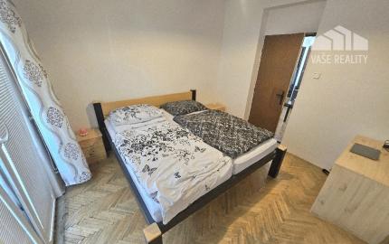 3 izbový byt Bánovce nad Bebravou/ CENTRUM/ LOGGIA / PIVNICA