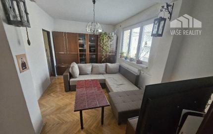 3 izbový byt Bánovce nad Bebravou/ CENTRUM/ LOGGIA / PIVNICA