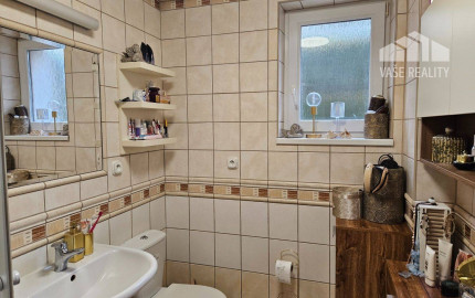 6 izbový rodinný dom v obci Mikušovce  , pozemok 1048 m2